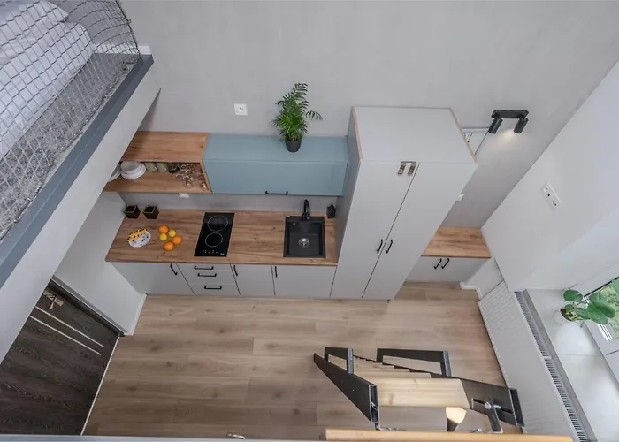 Parkside Fresh Apartments - Old Town Guesthouse - By Upstairs